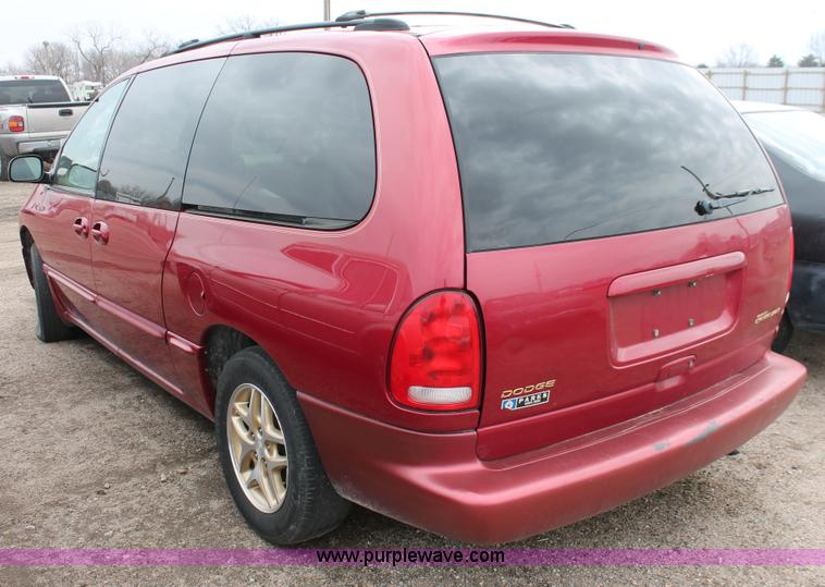 image for item E3168 1998 Dodge Grand Caravan