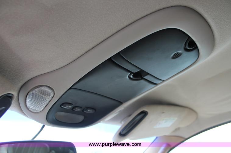 image for item E3168 1998 Dodge Grand Caravan