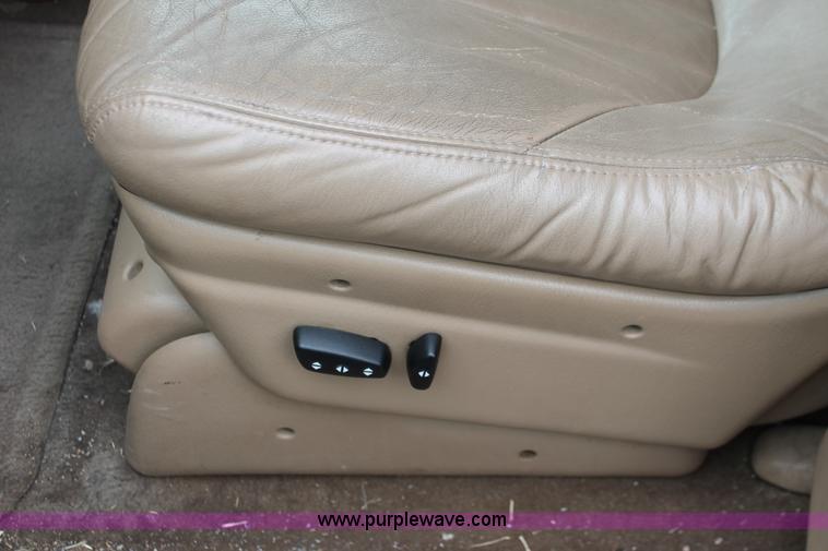 image for item E3168 1998 Dodge Grand Caravan