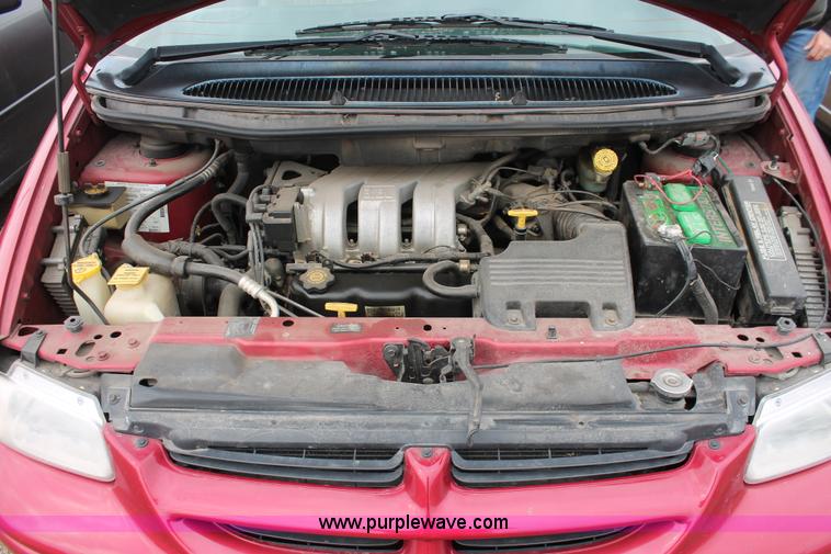 image for item E3168 1998 Dodge Grand Caravan