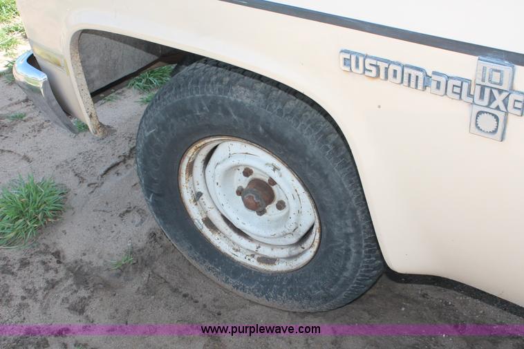 image for item E3170 1986 Chevrolet Custom Deluxe 10 pickup truck