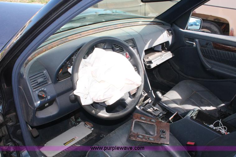 image for item E3172 1998 Mercedes Benz C280