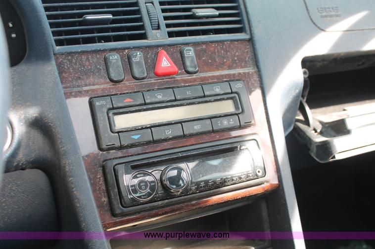 image for item E3172 1998 Mercedes Benz C280