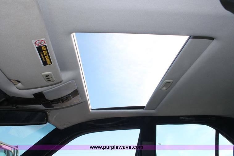 image for item E3172 1998 Mercedes Benz C280