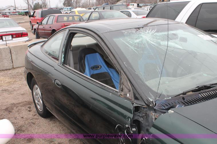 image for item E3175 1997 Saturn SC1