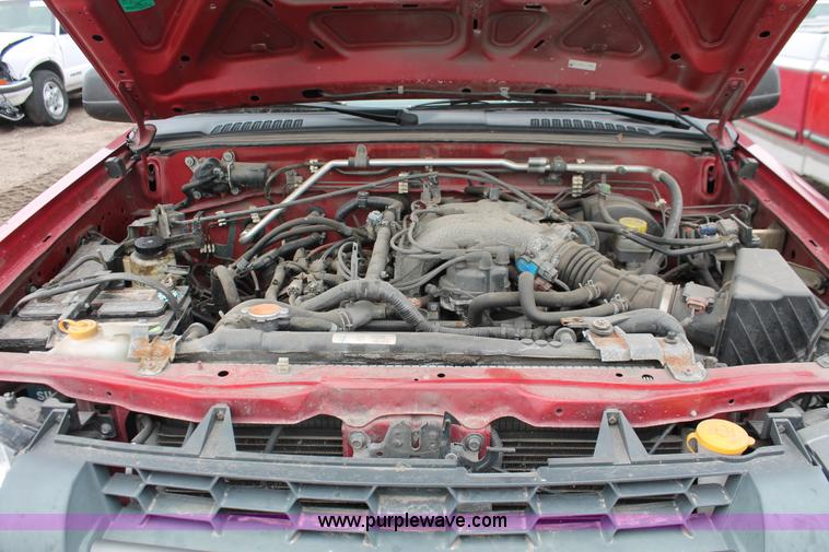 image for item E3176 2002 Nissan Xterra SE