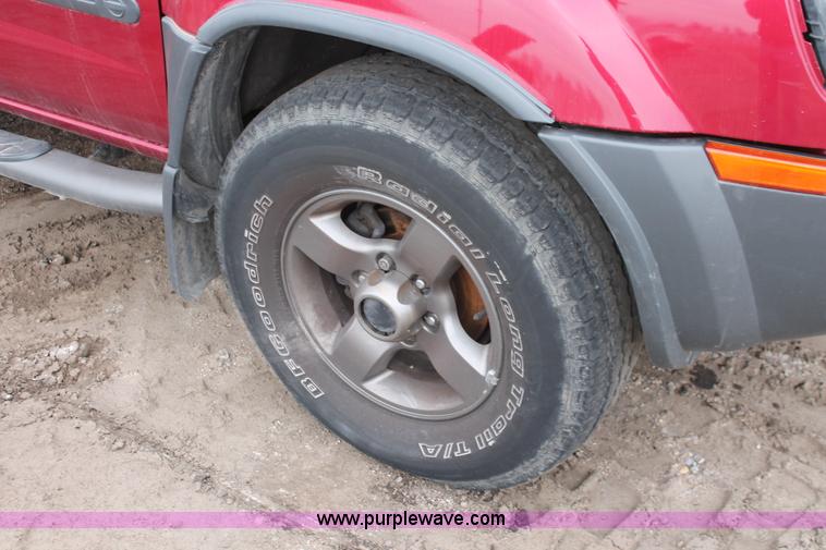 image for item E3176 2002 Nissan Xterra SE