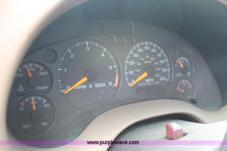 image for item E3178 1999 GMC Jimmy SLT