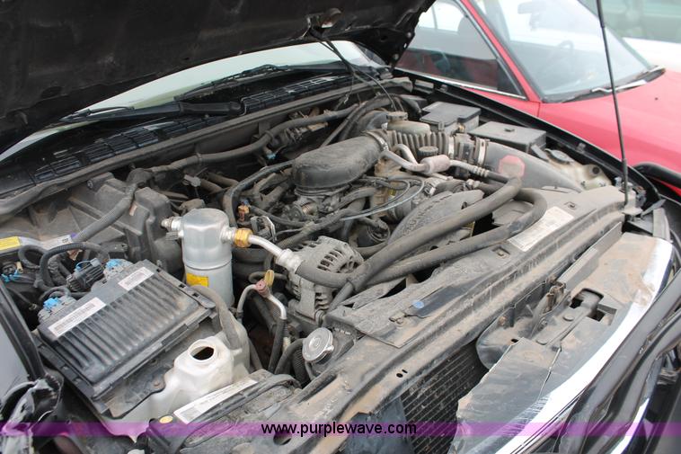 image for item E3178 1999 GMC Jimmy SLT