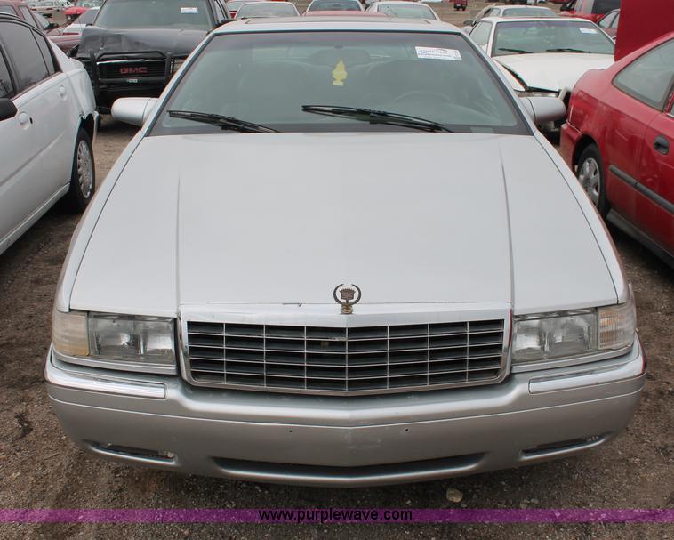 image for item E3186 2001 Cadillac Eldorado ESC