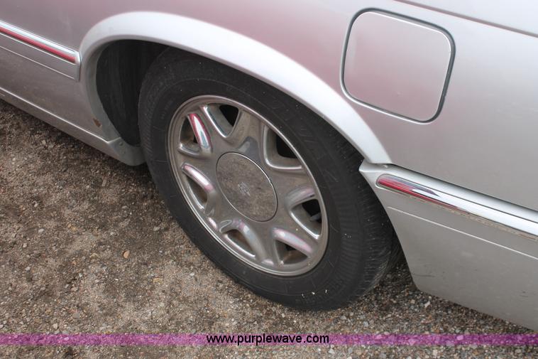 image for item E3186 2001 Cadillac Eldorado ESC