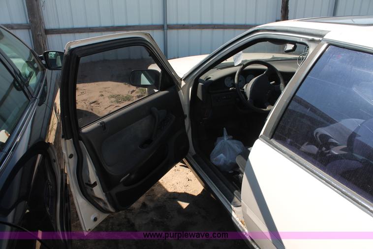 image for item E3190 1990 Nissan Maxima