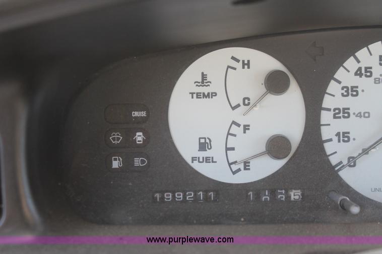 image for item E3190 1990 Nissan Maxima