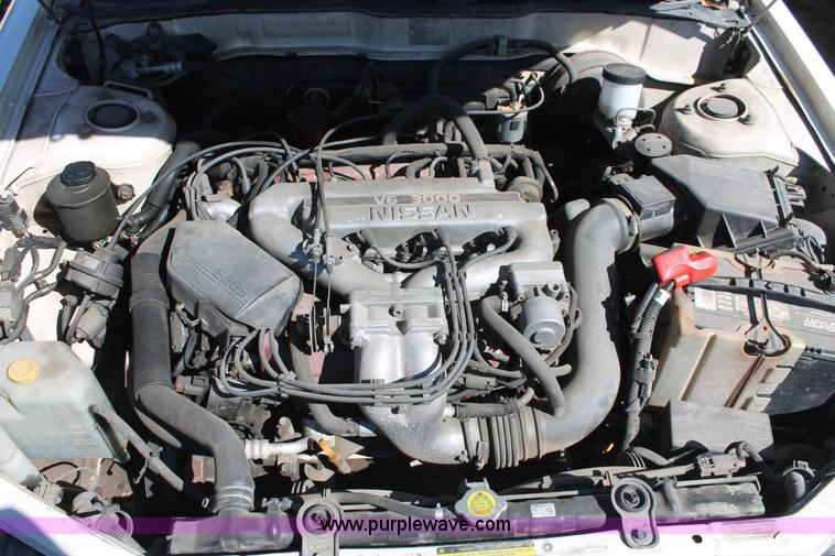 image for item E3190 1990 Nissan Maxima