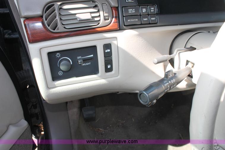 image for item E3191 1997 Cadillac DeVille