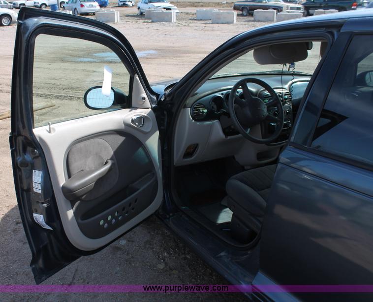 image for item E3192 2002 Chrysler PT Cruiser