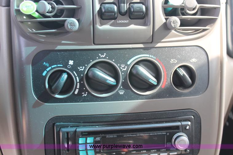 image for item E3192 2002 Chrysler PT Cruiser