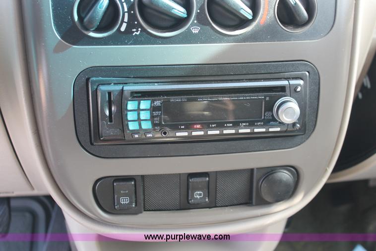 image for item E3192 2002 Chrysler PT Cruiser