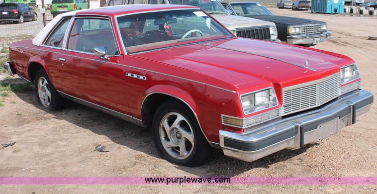 image for item E3197 1977 Buick LeSabre Landau