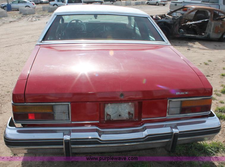 image for item E3197 1977 Buick LeSabre Landau
