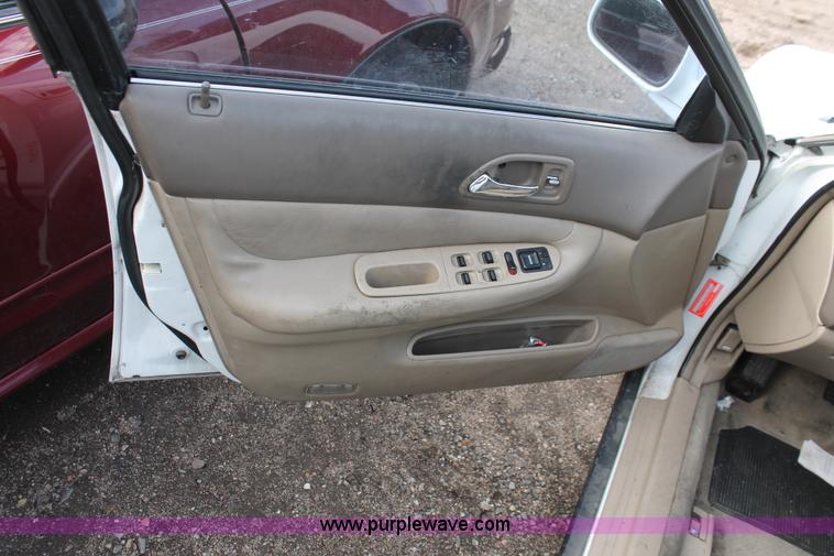 image for item E3205 1997 Honda Accord EX