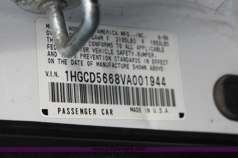 image for item E3205 1997 Honda Accord EX