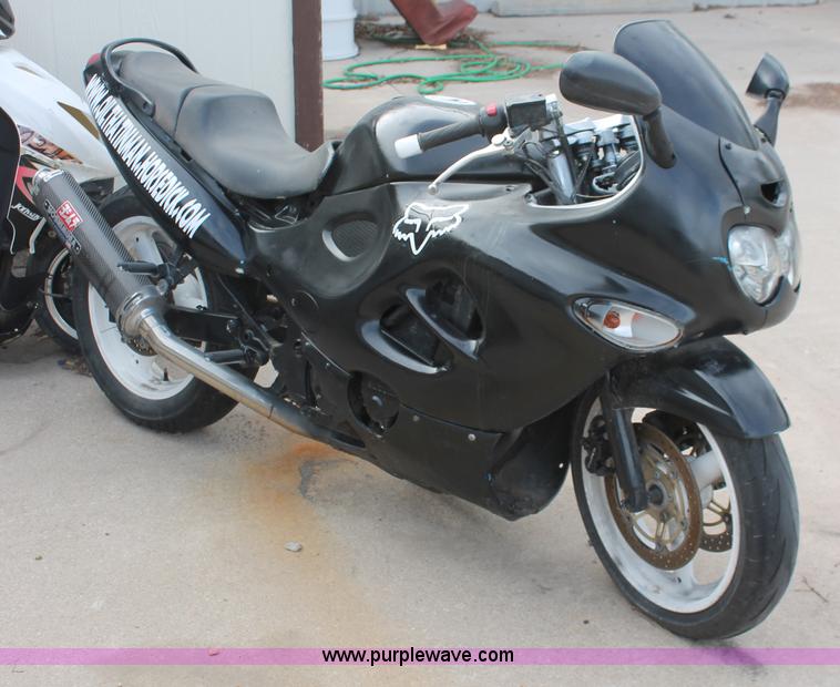 image for item E3207 1996 Suzuki GSX600F motorcycle