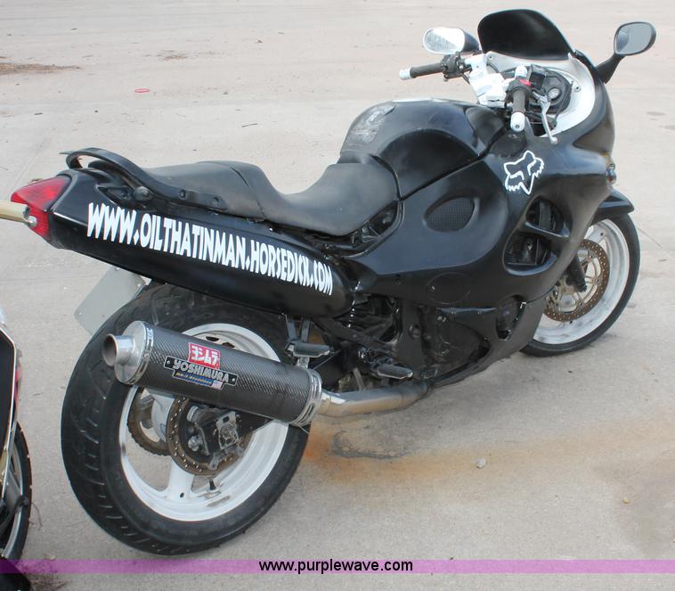 image for item E3207 1996 Suzuki GSX600F motorcycle