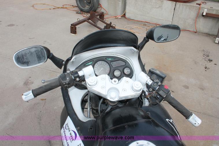 image for item E3207 1996 Suzuki GSX600F motorcycle