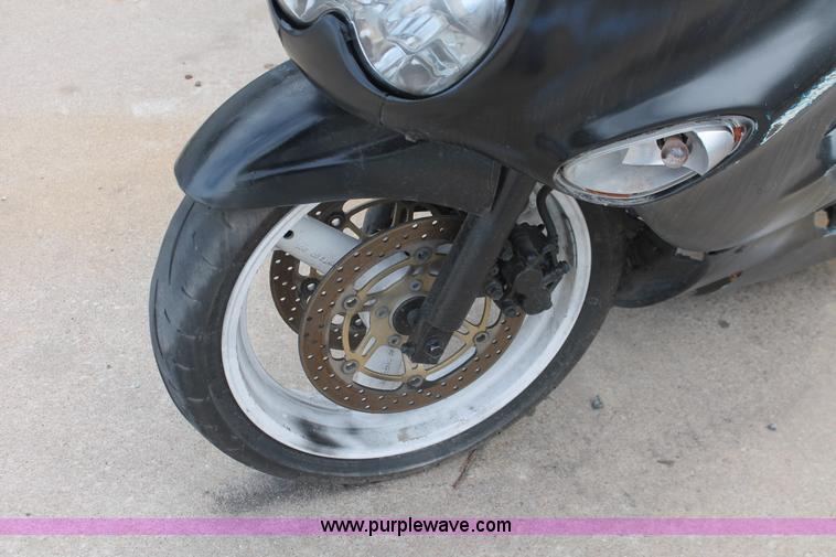 image for item E3207 1996 Suzuki GSX600F motorcycle