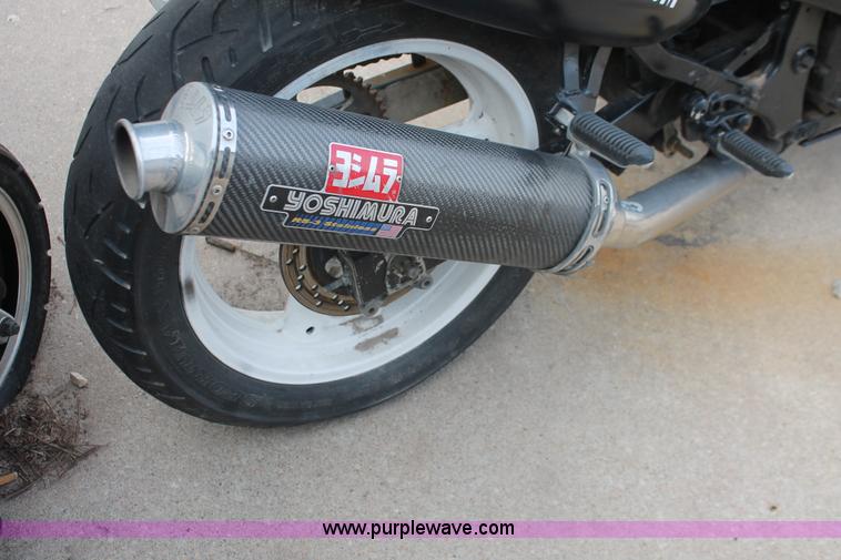 image for item E3207 1996 Suzuki GSX600F motorcycle