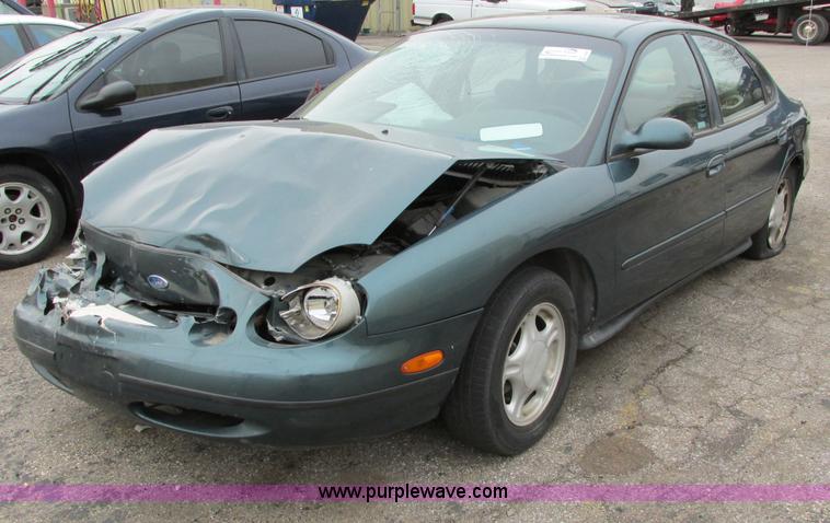 image for item F8593 1997 Ford Taurus GL