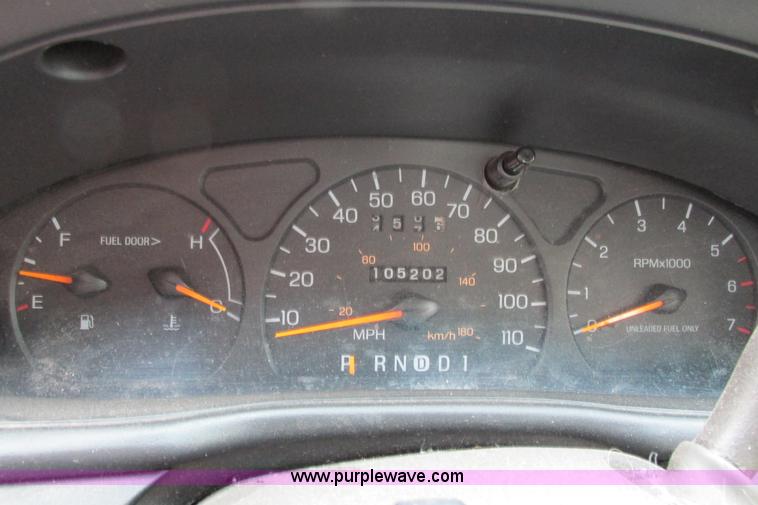 image for item F8593 1997 Ford Taurus GL