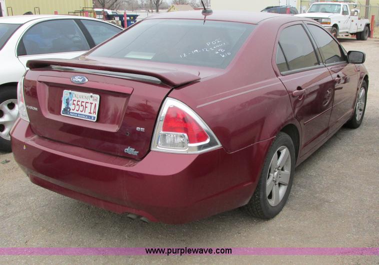 image for item F8594 2007 Ford Fusion SE