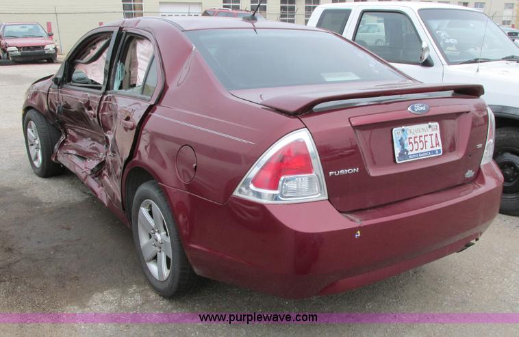 image for item F8594 2007 Ford Fusion SE