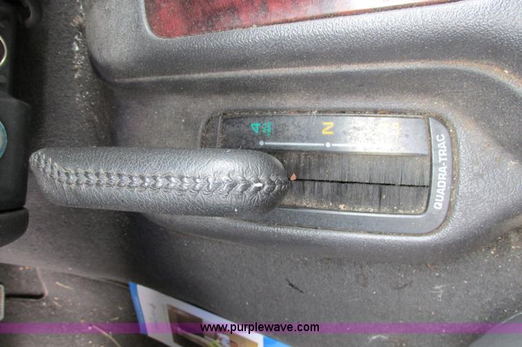 image for item F8596 1998 Jeep Grand Cherokee Limited SUV