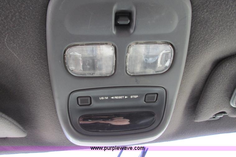 image for item F8596 1998 Jeep Grand Cherokee Limited SUV