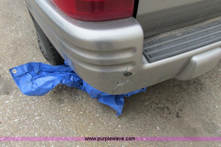 image for item F8596 1998 Jeep Grand Cherokee Limited SUV