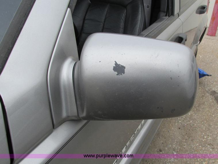 image for item F8596 1998 Jeep Grand Cherokee Limited SUV