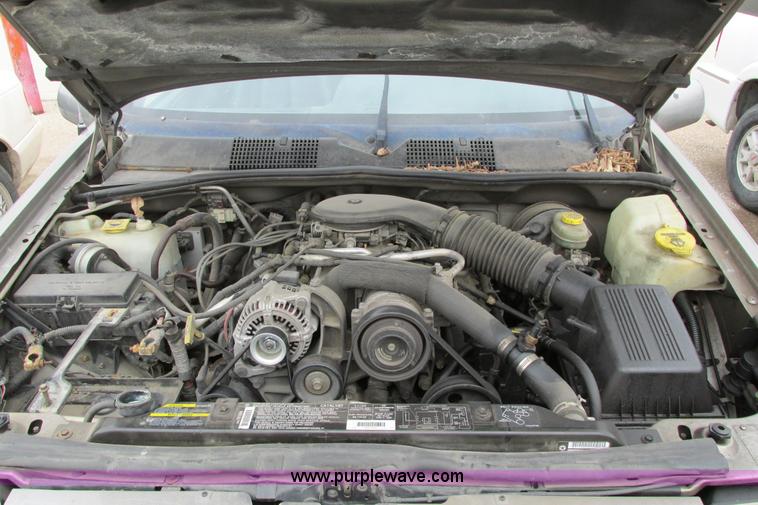 image for item F8596 1998 Jeep Grand Cherokee Limited SUV