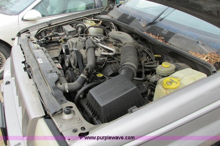 image for item F8596 1998 Jeep Grand Cherokee Limited SUV