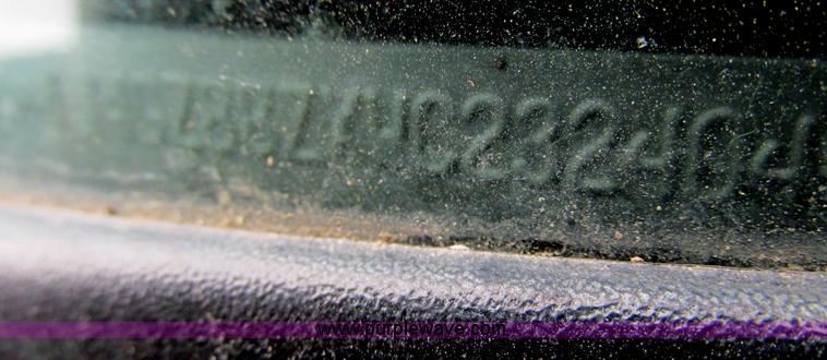 image for item F8596 1998 Jeep Grand Cherokee Limited SUV