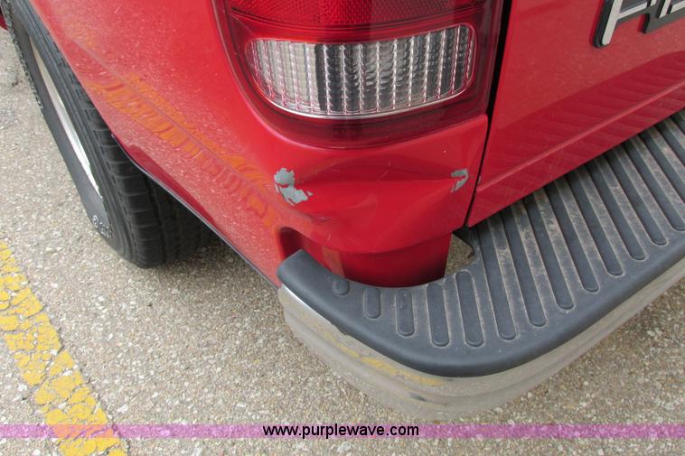 image for item F8597 2000 Ford F150 XLT SuperCab pickup truck