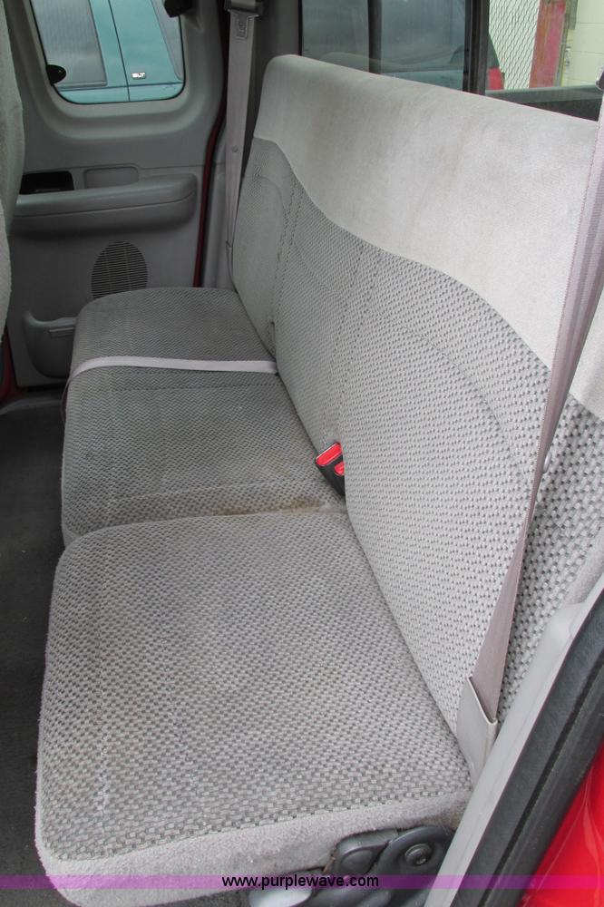 image for item F8597 2000 Ford F150 XLT SuperCab pickup truck