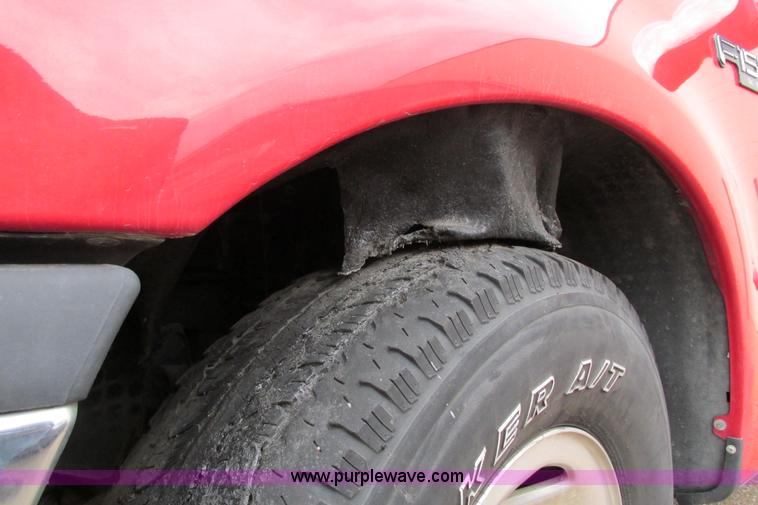 image for item F8597 2000 Ford F150 XLT SuperCab pickup truck