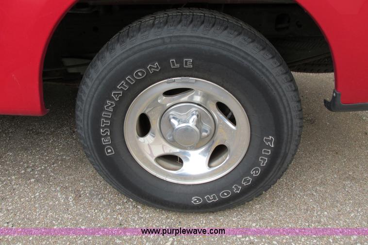 image for item F8597 2000 Ford F150 XLT SuperCab pickup truck