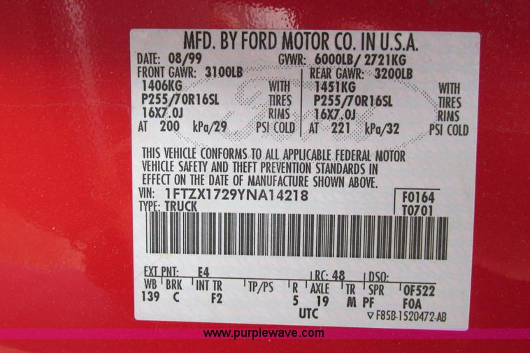image for item F8597 2000 Ford F150 XLT SuperCab pickup truck