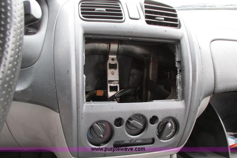 image for item F8601 2001 Mazda Protege