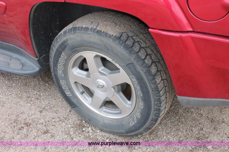 image for item W9440 2003 Chevrolet Trailblazer LS