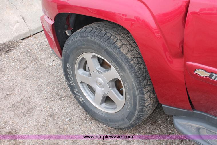 image for item W9440 2003 Chevrolet Trailblazer LS